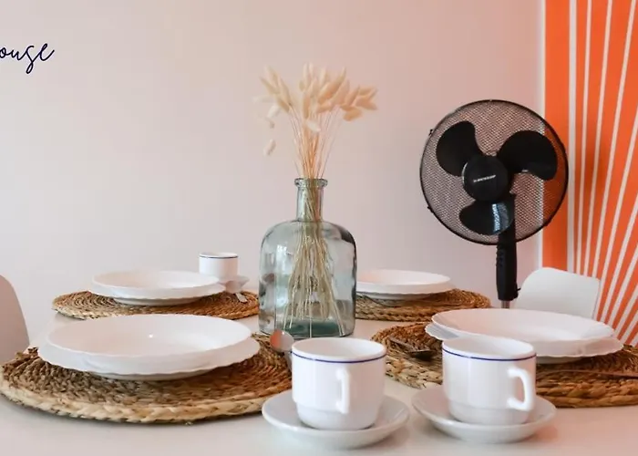 Raffi House * كوراليهو