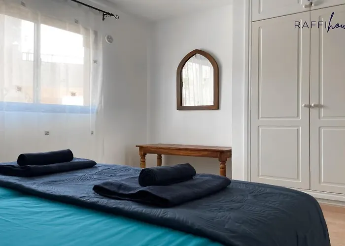 Raffi House بيت للعطل *