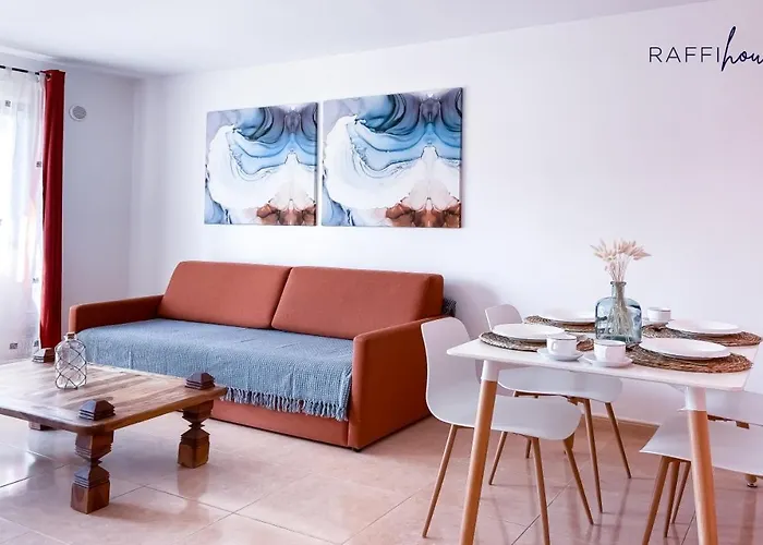 Raffi House بيت للعطل *