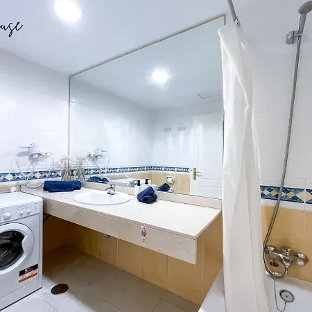 Ferienhaus Raffi House