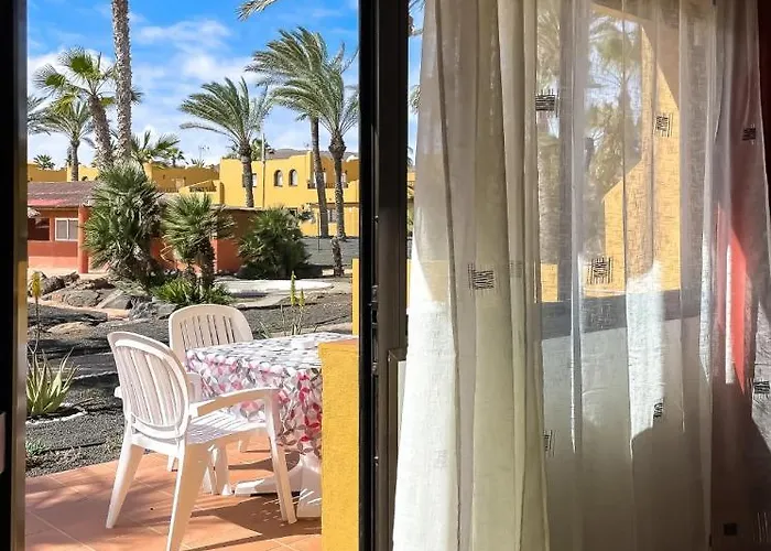 Raffi House Semesterbostad *