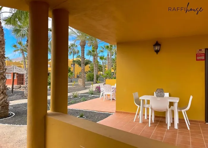 Raffi House Semesterbostad